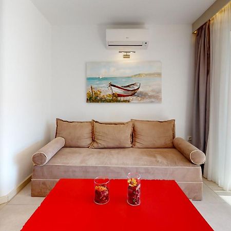 Acrotel Athena Villa Elia Nikitis Exteriör bild