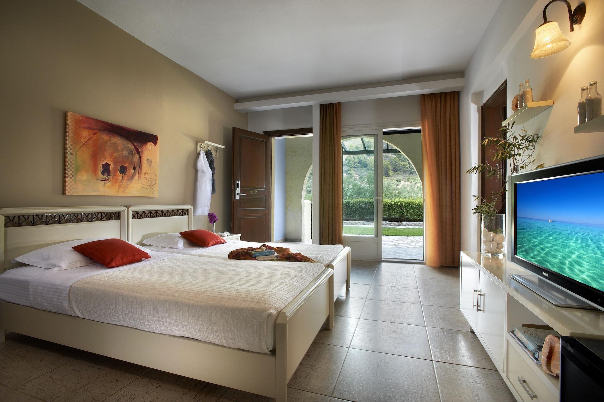 Acrotel Athena Villa Elia Nikitis Exteriör bild