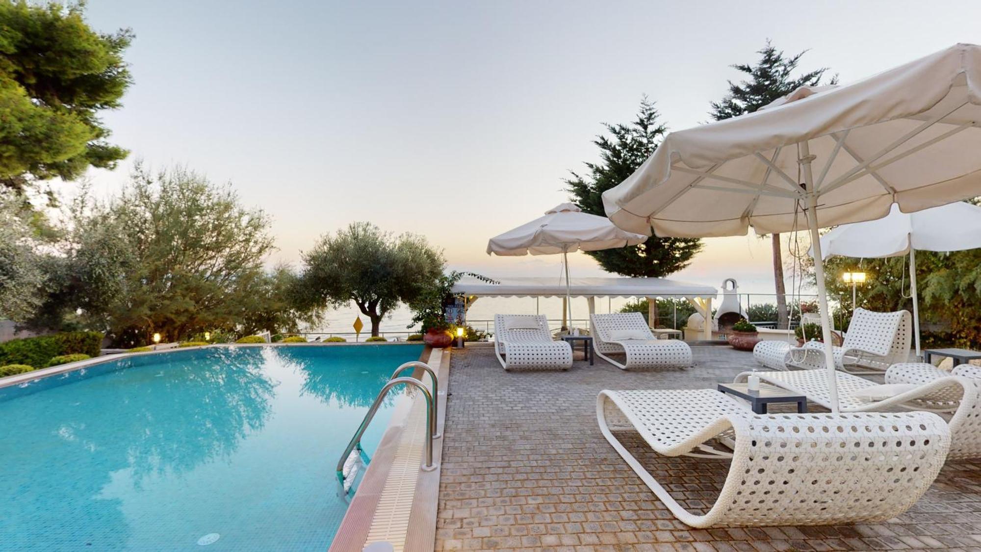 Acrotel Athena Villa Elia Nikitis Exteriör bild