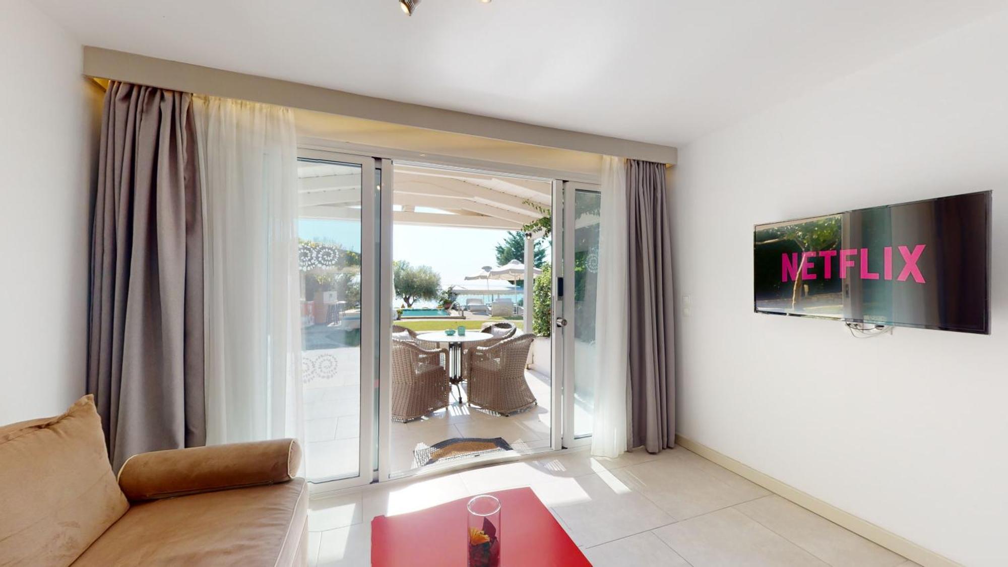 Acrotel Athena Villa Elia Nikitis Exteriör bild