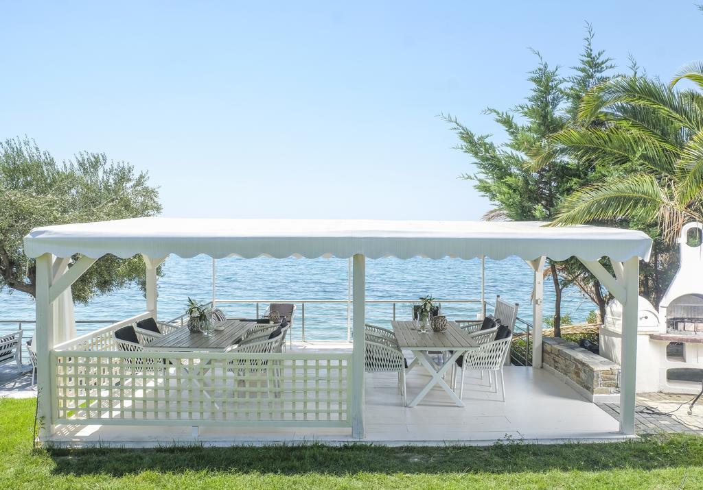Acrotel Athena Villa Elia Nikitis Exteriör bild